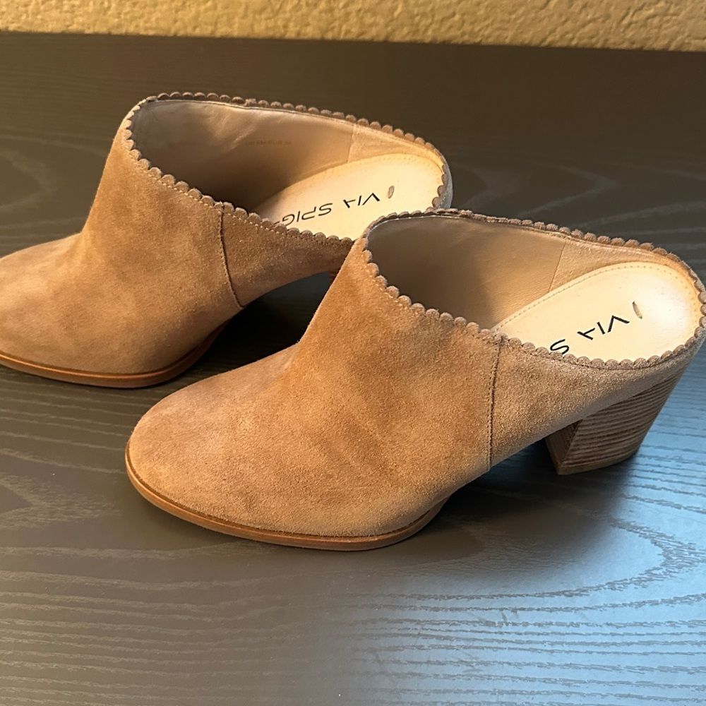 Via Spiga Tan Suede Mules - Picture 4 of 5
